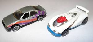 lot 127 image: 1990S SERIES HOT WHEEL CARS