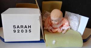 lot 163 image: ASHTON DRAKE Yolanda Bello LISA doll 1990 - NEW IN ORIG BOX