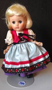lot 164 image: CUTE DOLLS OF THE WORLD - INNY