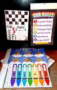 lot 215 image: CLASSROOM SUPPLIES - NIP