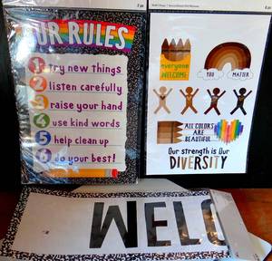 lot 216 image: CLASSROOM SUPPLIES - NIP