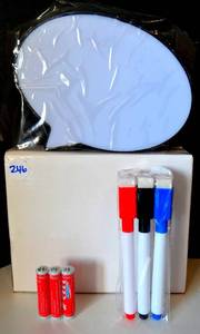 lot 246 image: COOL LIGHT UP SPEECH BUBBLE WITH DRY ERASE MARKERS - COMES WITH BATTERIES - NEW