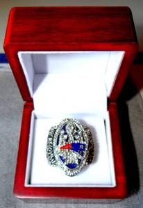 lot 258 image: 2016 NEW ENGLAND PATRIOTS SUPERBOWL CHAMPIONSHIP RING IN CUSTOM WOOD BOX - TOM BRADY EDITION $$