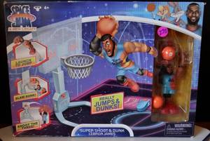 lot 270 image: Space Jam Lebron James Supershoot and Dunks Playset Basketball SpaceJam - NEWSEALED