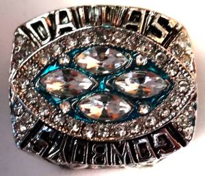 lot 274 image: 1994 DALLAS COWBOYS SUPERBOWL CHAMPIONSHIP RING IN CUSTOM WOOD BOX - EMMITT SMITH EDITION $$