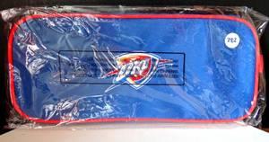lot 282 image: OKLAHOMA THUNDER NBA LICENSED TRAVEL CASE - NIP RETAIL $15.99