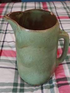 lot 1 image: Vintage Frankoma stoneware pitcher