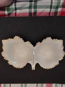 lot 14 image: Vintage 11 wide Lenox Gold rimmed handled dish