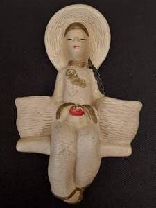 lot 21 image: Vintage Asian style wall hanging.  looks like its made of clay