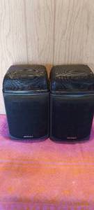 lot 105 image: Pair of Optimus Pro LX-5 shelf speakers