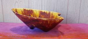lot 108 image: 5x9x12 decorative bowl