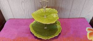 lot 110 image: Vintage 10 tall x 10 wide 2 tier server