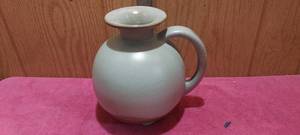 lot 147 image: Vintage Frankoma carafe