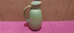lot 148 image: Vintage Frankoma pitcher