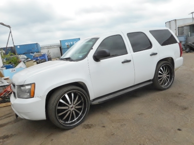 lot 4 image: 2009 Chevrolet police Tahoe