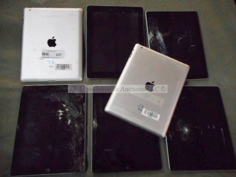 lot 237 image: Apple iPads