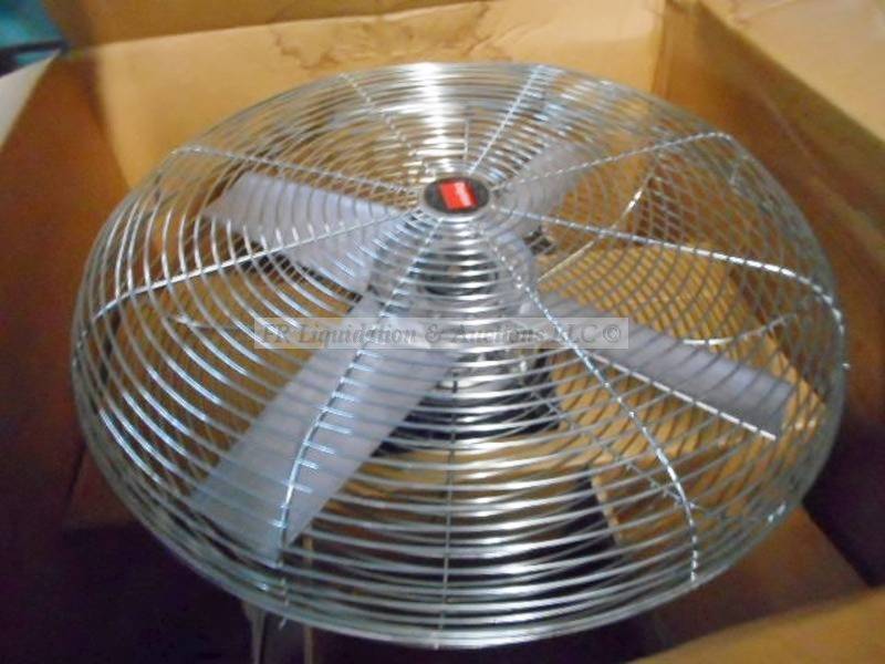 lot 109 image: Dayton air circulation fan, unused