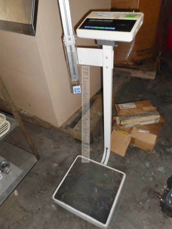 lot 121 image: Tanita Digital Patient Medical Scale
