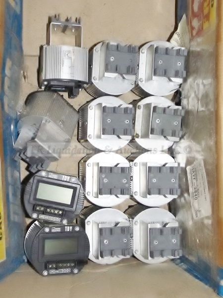 lot 11 image: Programmable Temperature Transmitter with Display