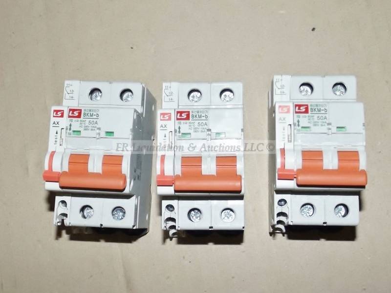 lot 29 image: Overload circuit breakers