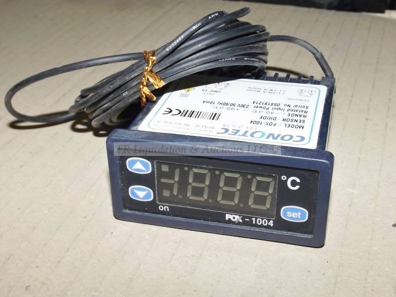 lot 31 image: Conotec temperature controller