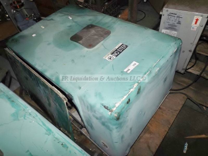 lot 174 image: Cummins Onan mobile generator