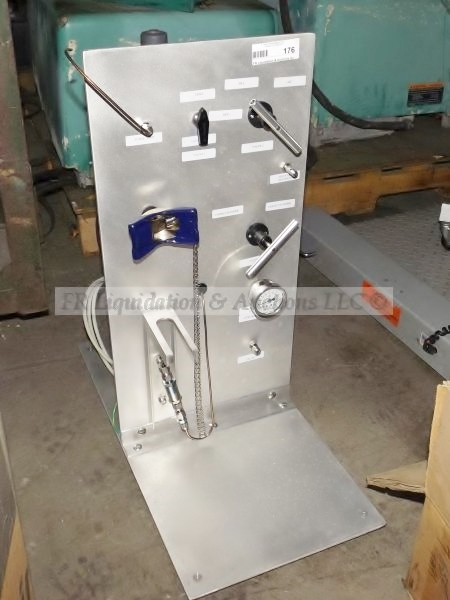 lot 176 image: Air sample system