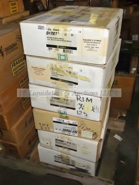 lot 190 image: Square D input  output Modules