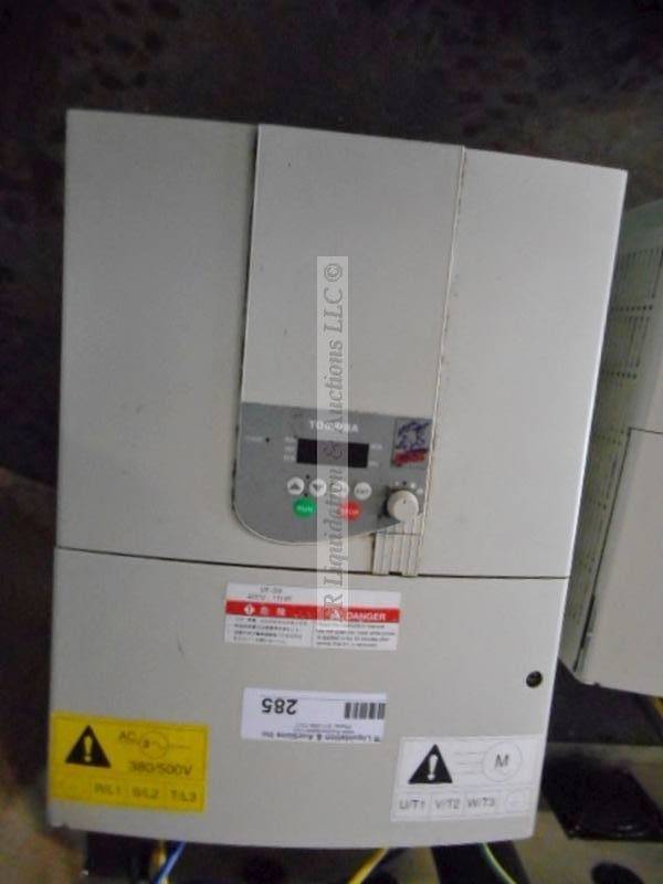 lot 285 image: Toshiba transistor inverter
