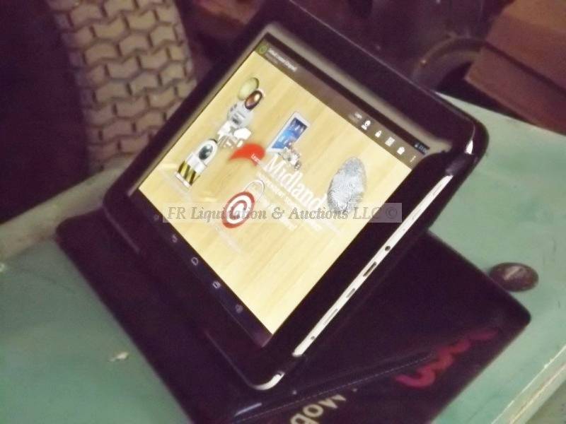 lot 2 image: Learnpad tablet