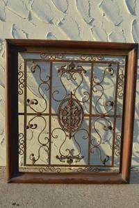 lot 4 image: Decorative Metal Wall Art 44W x 49H