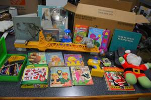 lot 29 image: Kids Lot Some vintage Books, Toys