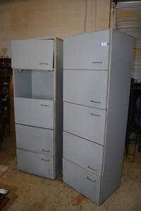 lot 40 image: Set of 2 Storage Cabinets as shown