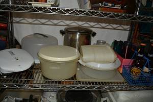 lot 102 image: Lean Mean Grilling Machine, Plastic Cake Storage Tub, Cracker Barrel Empty Bottles, Stock Pot and More