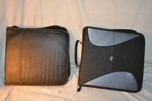 lot 110 image: CDDVD Portable Cases