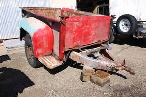 lot 33 image: Homemade Truck Bed Trailer
