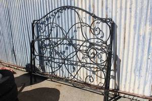 lot 34 image: Full Size Iron Bed Frame