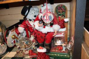 lot 128 image: Christmas Dcor Large Sitting Santa Figurine, Christmas Bear, Unopened Ornaments, and More, see pictures