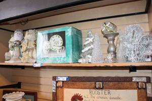 lot 131 image: White Christmas Decorations, Holly Dish Set still in Box, Santa Tree Topper and Cookie Jar, see pictures