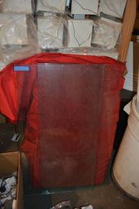 lot 29 image: Glass Shelving, see pictures