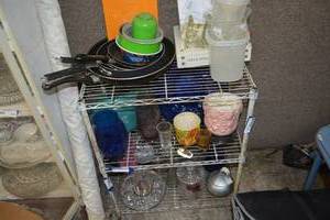 lot 326 image: 2 Shelf Wire Metro Rack