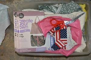 lot 345 image: Sewing Lot Create Your Own Tote Bag Kits, Scissors, Fabric Pieces