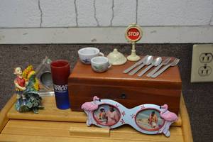 lot 351 image: Misc. Home Dcor and Silverware