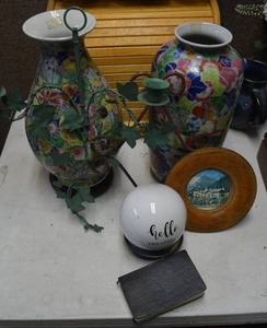 lot 355 image: Ceramic Flower Vases, Hanging Wire Candle Holders, Hello Beautiful Desk Ceramic Dcor