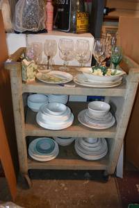 lot 139 image: Push Cart Only - CONTENTS SOLD SEPARATELY