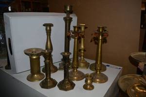 lot 146 image: Brass Candlestick Holders