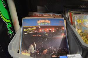 lot 278 image: Music Albums Nat King Cole, Bobby Vinton, Liberace, Debbie Boone