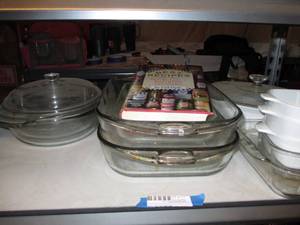 lot 177 image: Pyrex Baking Dishes, Best Recipes Cookbook