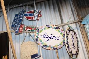 lot 503 image: Spanish Signs and Decorative Shovel