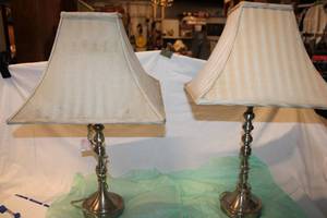 lot 467 image: Pair of Brushed Nickel Table Lamps with Square Shades